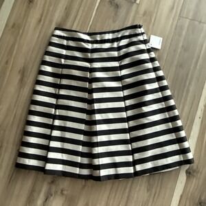 Halogen Women's Skirt Pre-Owned Above the‎ Knee Stripes Size 6 Office Wear Party